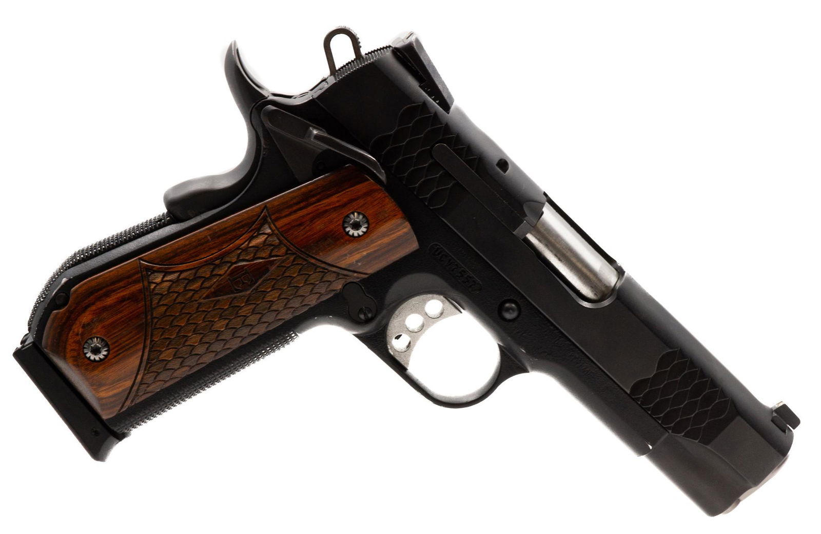 Smith & Wesson 1911 SC .45 ACP Pistol: Serial: UCV7557 Manufacturer: Smith & Wesson Model: 1911 SC Caliber: .45 ACP Barrel length: Condition: Good w/ 2 extra magazines Provenance: San Antonio, TX Estate NOTICE: All sales of firearms are su