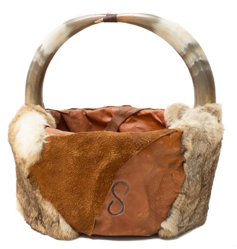 Native American Basket with Horn Handle (1 of 4)