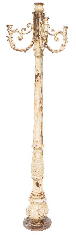 Rustic Cast Iron Street Lamp (1 of 3)