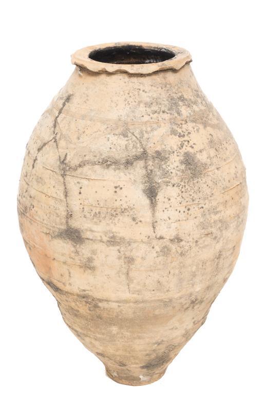 Large Terracotta Garden Urn (1 of 2)