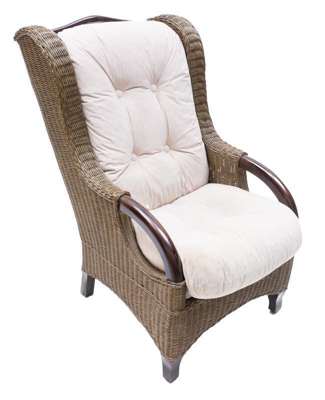 Wicker Patio Chair (1 of 3)