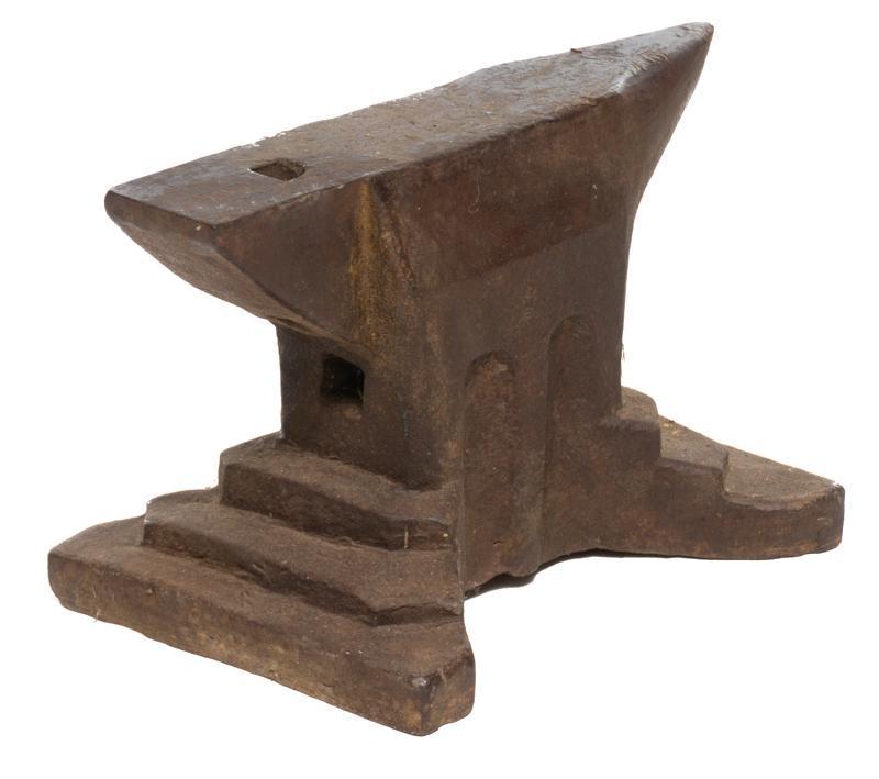 Rustic Iron Anvil, Approx. 250lb (1 of 3)