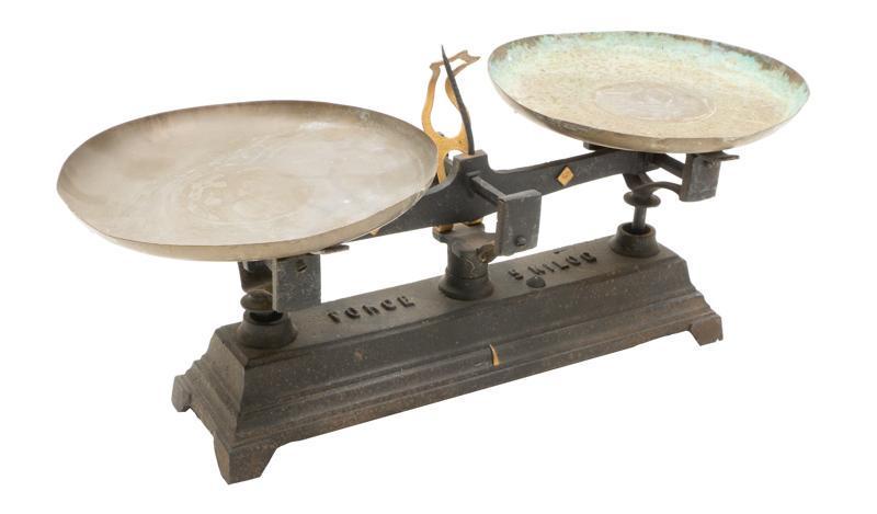 Vintage French Balance Bar Scale: Vintage balance bar scale from Provenance, France, brass and cast iron 6.5"h x 19"w x 8"d