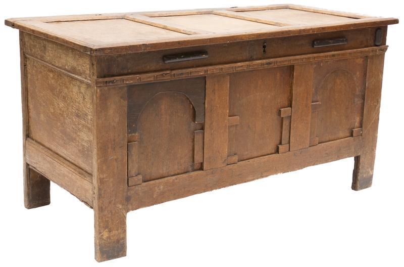 Rustic Wooden Trunk (1 of 5)