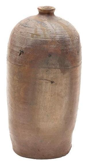 Earthenware Pottery Garden Urn (1 of 2)