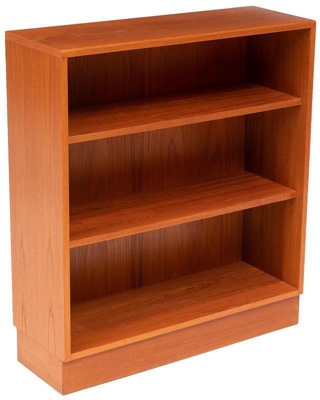 Mid-Century G Plan Bookshelf: Mid-Century G Plan bookshelf, 3-tiers 36.5"h x 32"w x 11"d State-wide delivery is available for this item. Please email shipping@vogtauction.com or call 210-822-6155 for a quote. IN-HOUSE SHIPPING is 