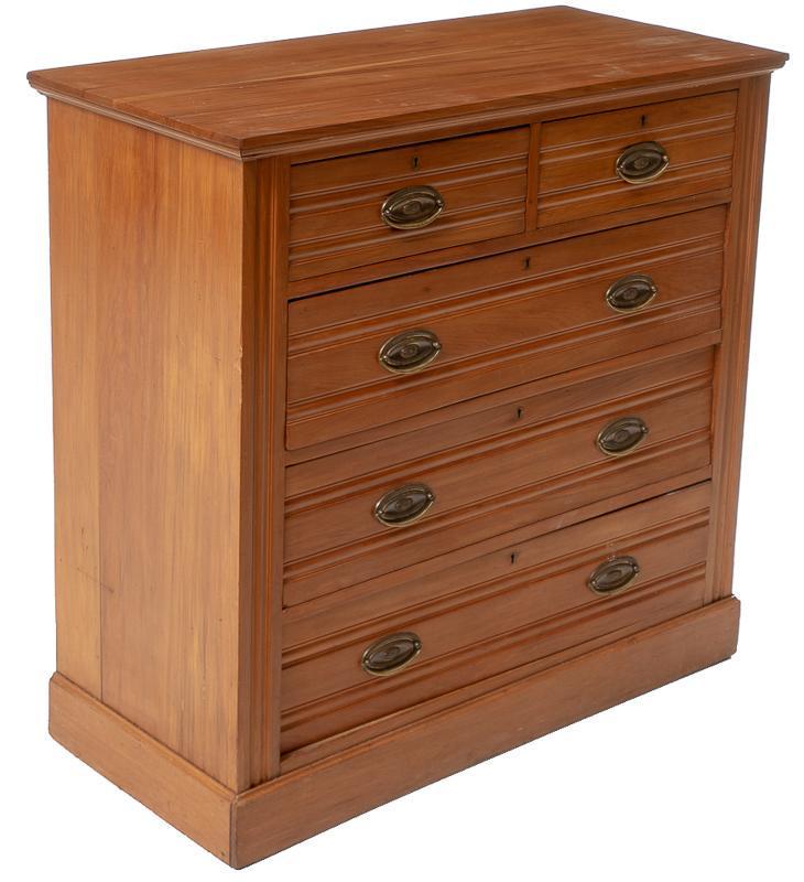 E.W. Savage of Winchester Chest of Drawers (1 of 5)