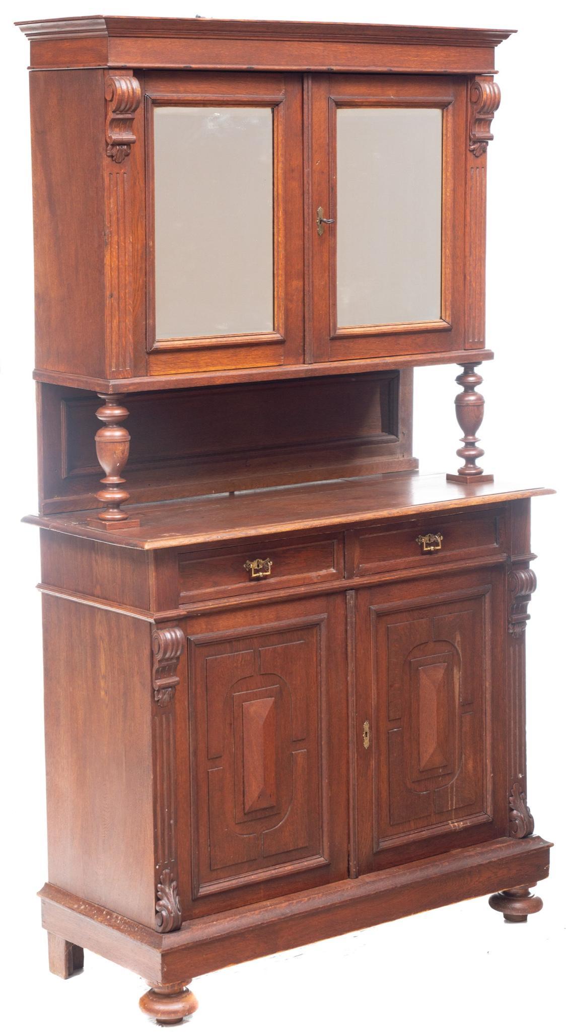 Mirrored Cabinet (1 of 4)