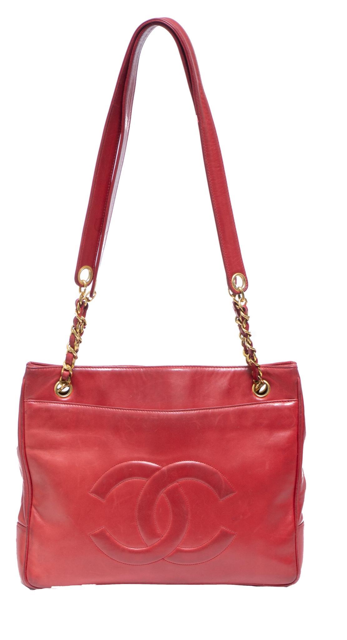 Chanel Front Logo Chain Tote Shoulder Bag: Chanel Front Logo Chain Tote Shoulder Bag in wine red smooth calf leather & leather interlaced chain with gold tone hardware, marked: 2550506, measures: 9.75 x 11.75