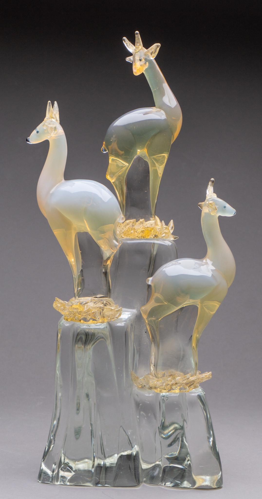 Pino Signoretto Deer Murano Crystal Sculpture: Measures: 16.25 x 8 x 4.75" Condition: 1 broken antler Provenance: The Estate of life-long collector Mary Ann Delmer (San Antonio, Texas)