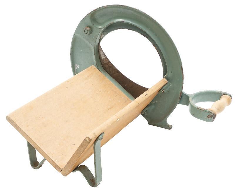 Vintage Cabbage Cutter (1 of 5)