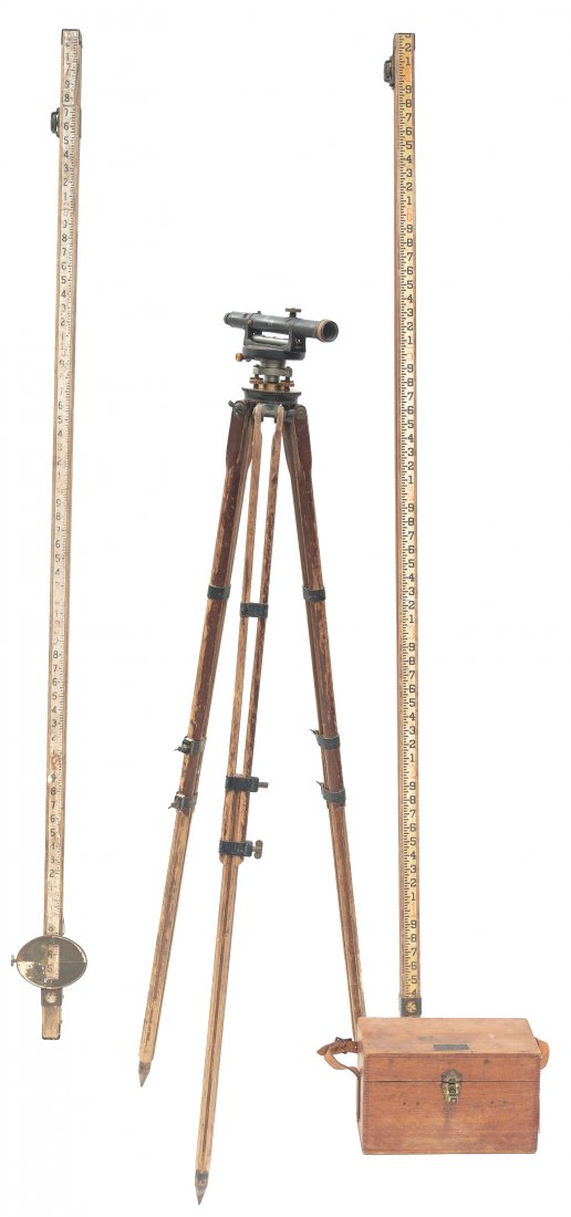 Thompson Engineering Level and Tripod (1 of 7)