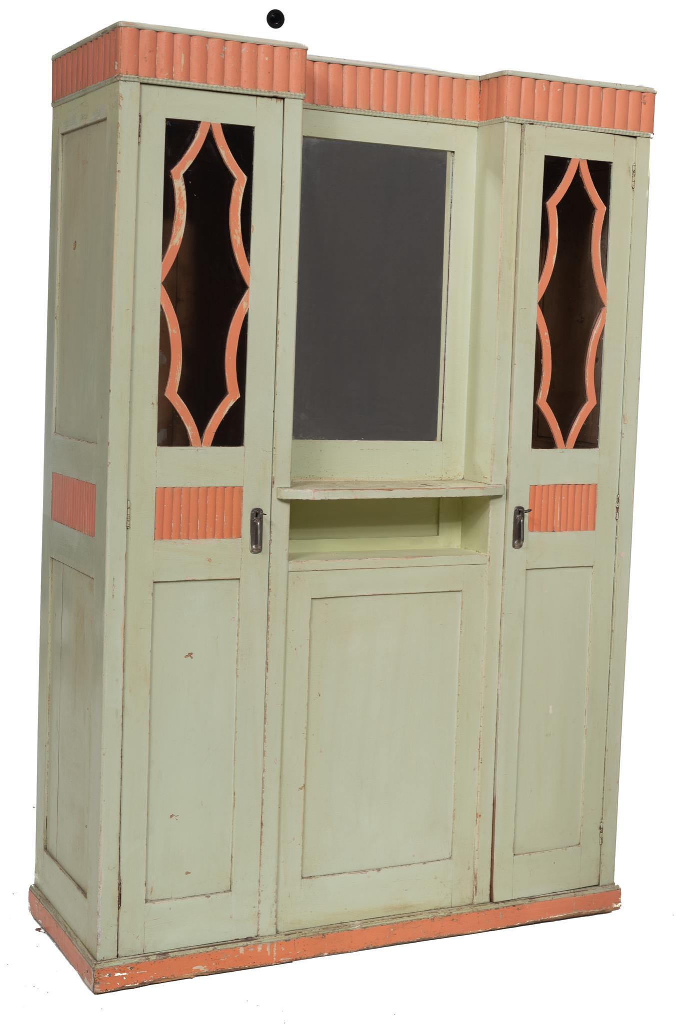 Vintage Kitchen Cabinet (1 of 5)