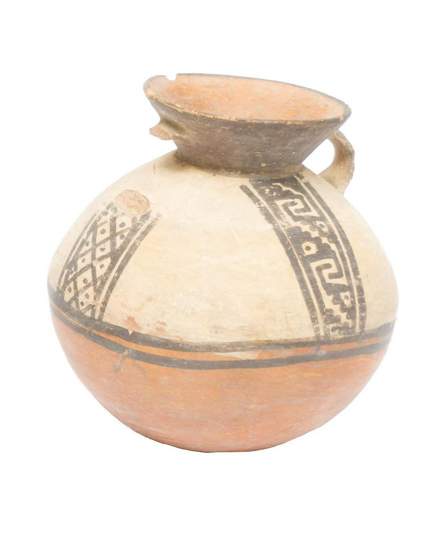 Peruvian Pottery Vessel (1 of 4)