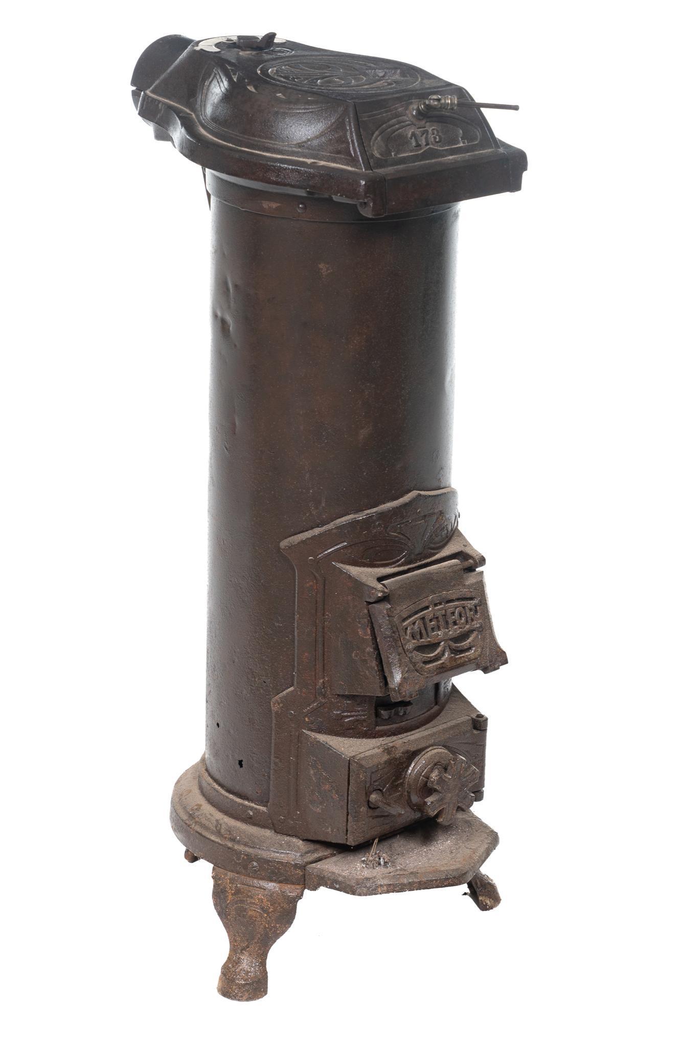 Vintage Farmhouse Cast Iron Stove (1 of 7)