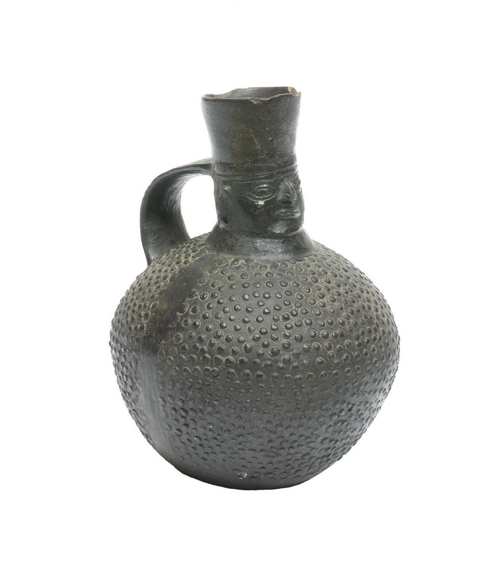 Peruvian Pottery, Handled Jar (1 of 4)