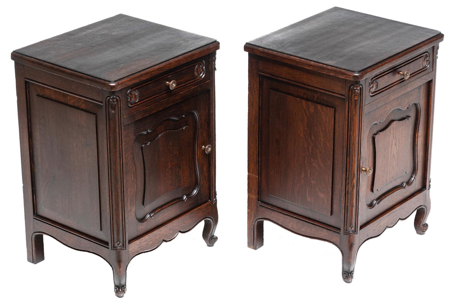 Pair of Night Stands (1 of 5)