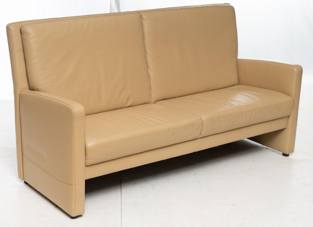 Vintage Sofa (1 of 3)