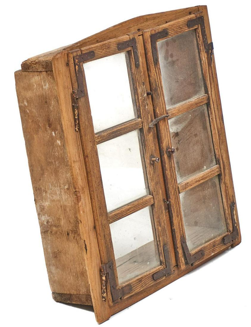 Farmhouse Glazed Hanging Cabinet (1 of 4)