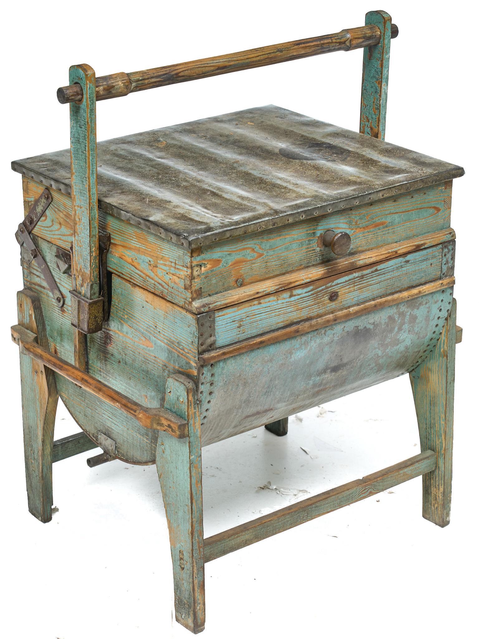 Rustic Farmhouse Clothes Washer (1 of 4)