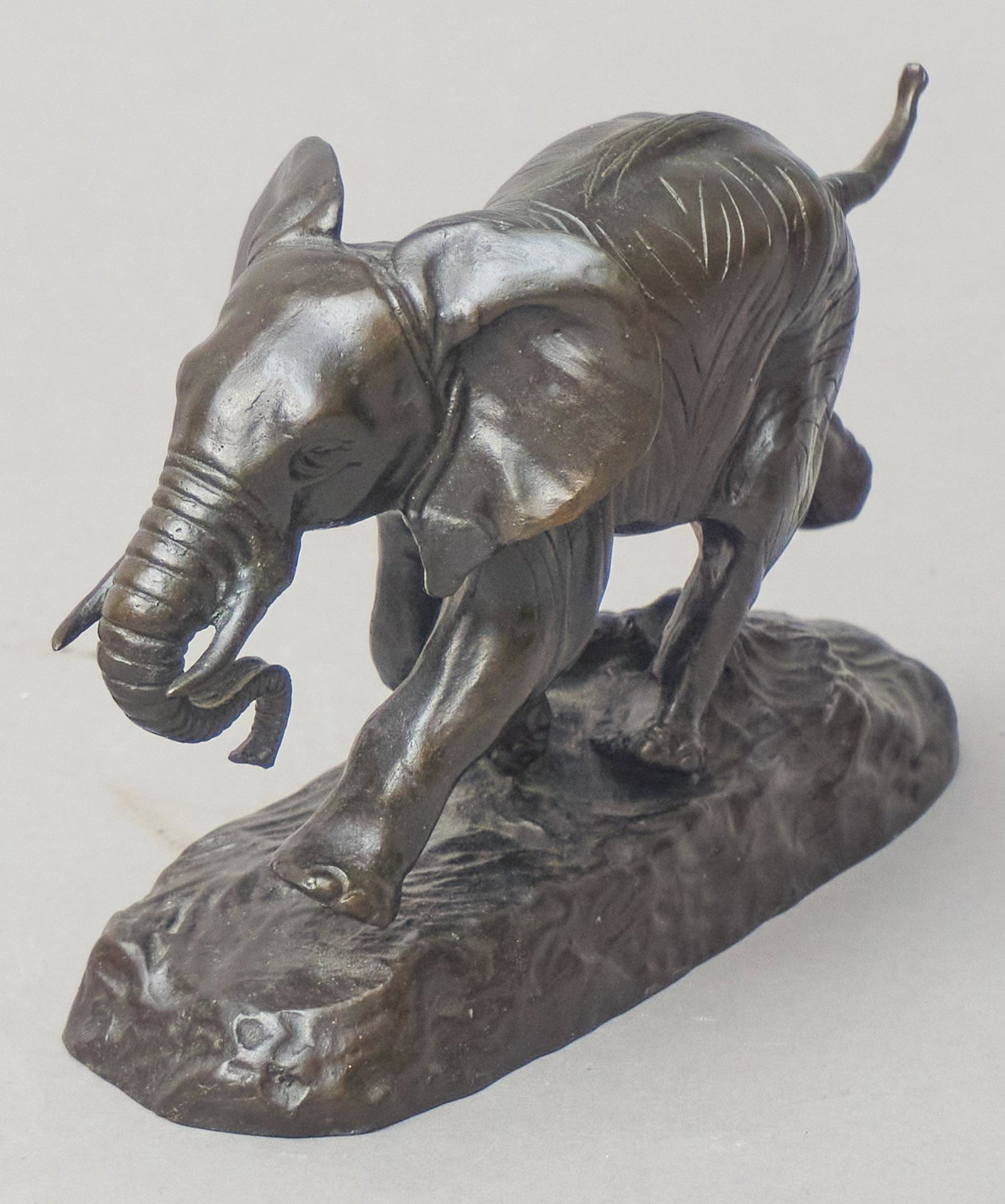 Antoine-Louis Barye (1796-1875, FRA), Elephant: Antoine-Louis Barye (1796-1875, France), elephant, bronze 4.5"h x 7"w x 2"d Provenance: The Estate of Joan & Herbert Hahn (San Antonio, TX) We happily provide seamless shipping services on everything 