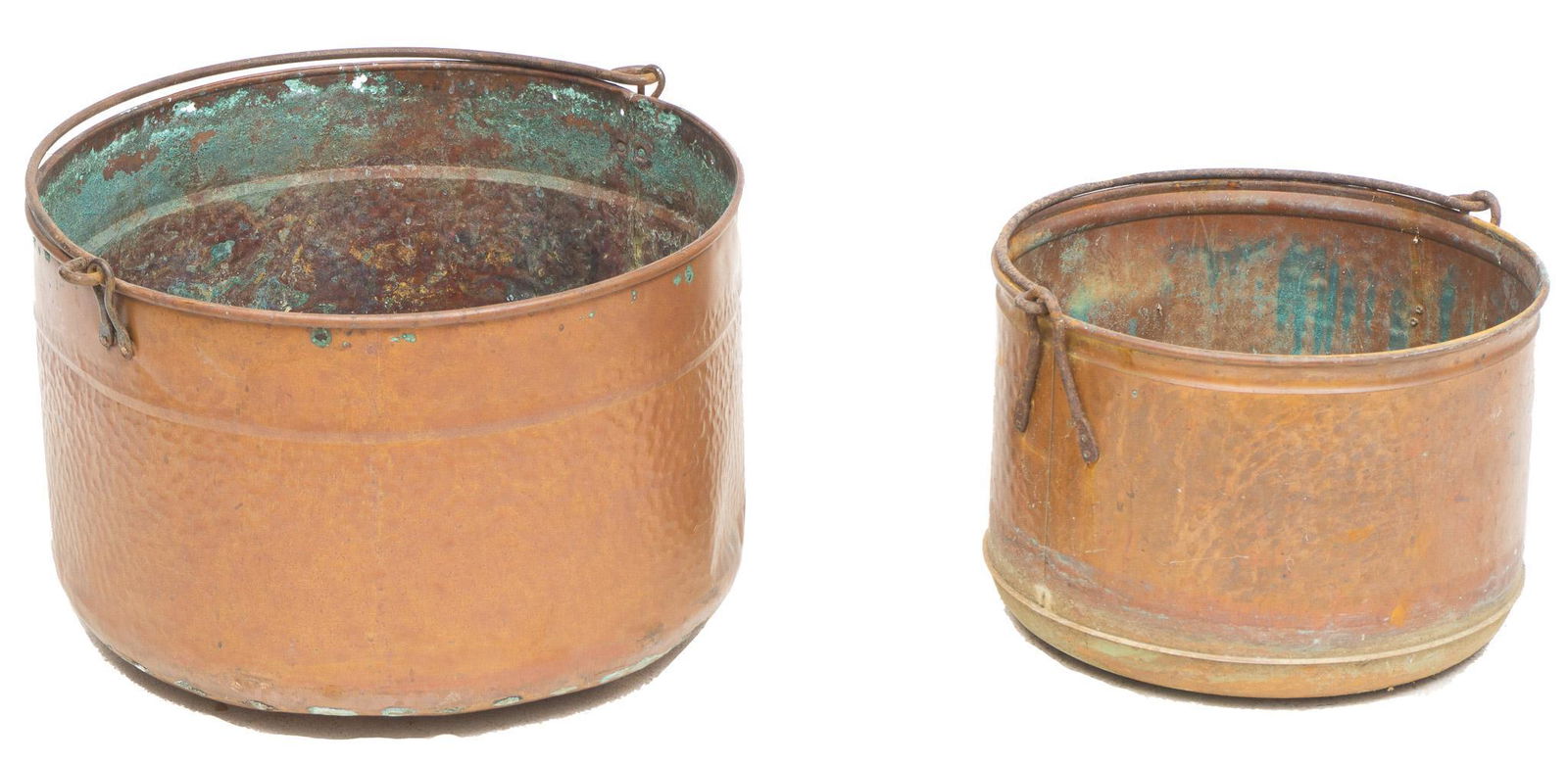 Pair of Farmhouse Copper Cauldrons (1 of 4)