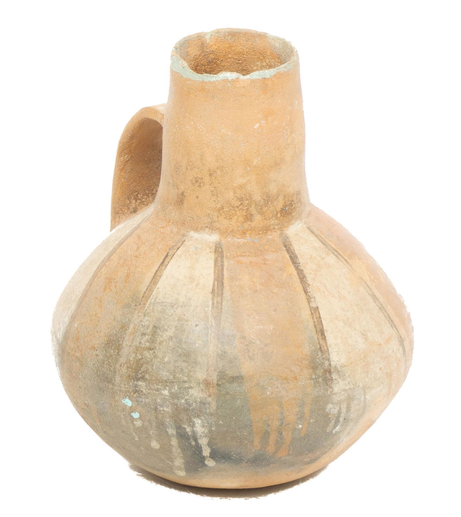 Peruvian Pottery Vessel (1 of 4)