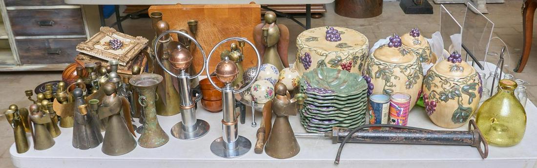 Collection of Approx. 60 Misc. Home Decor (1 of 11)