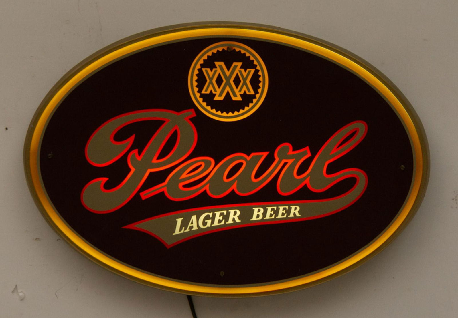 1979 Peal Beer Oval Lighted Sign (1 of 3)