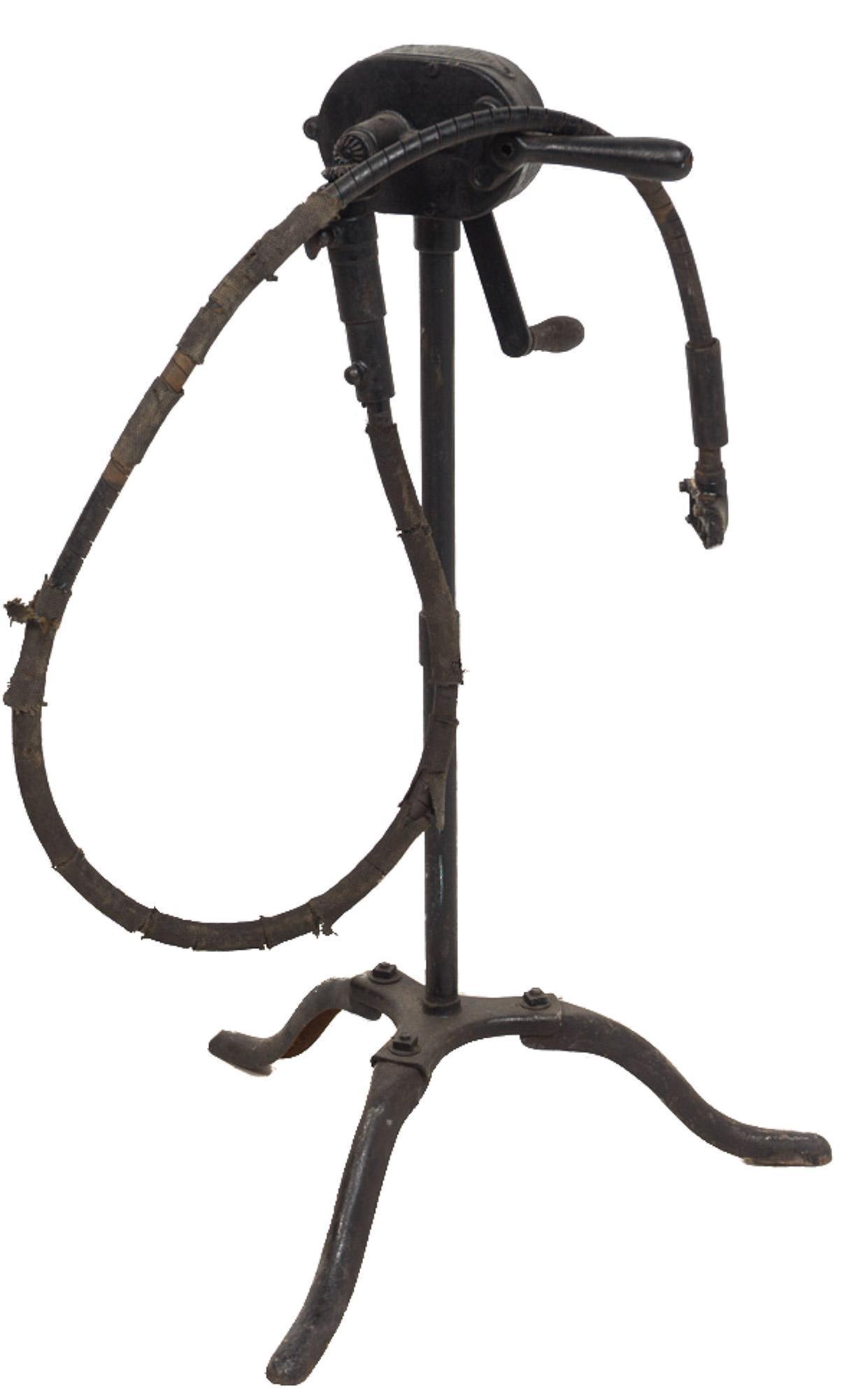 Stewart Chicago Cast Iron Animal Clippers (1 of 6)