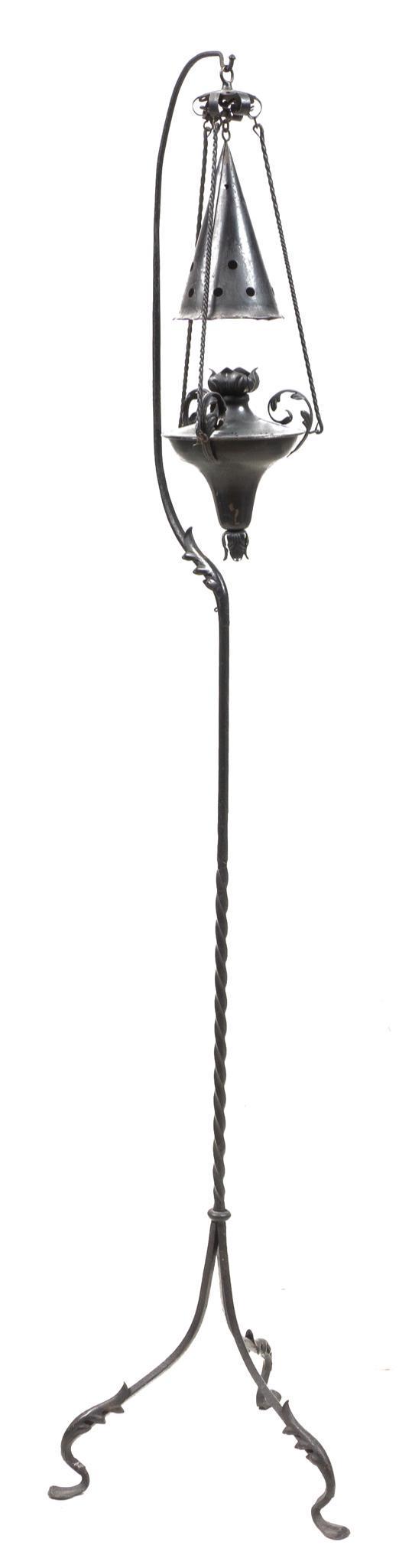 Gothic Style Iron Lamp (1 of 8)