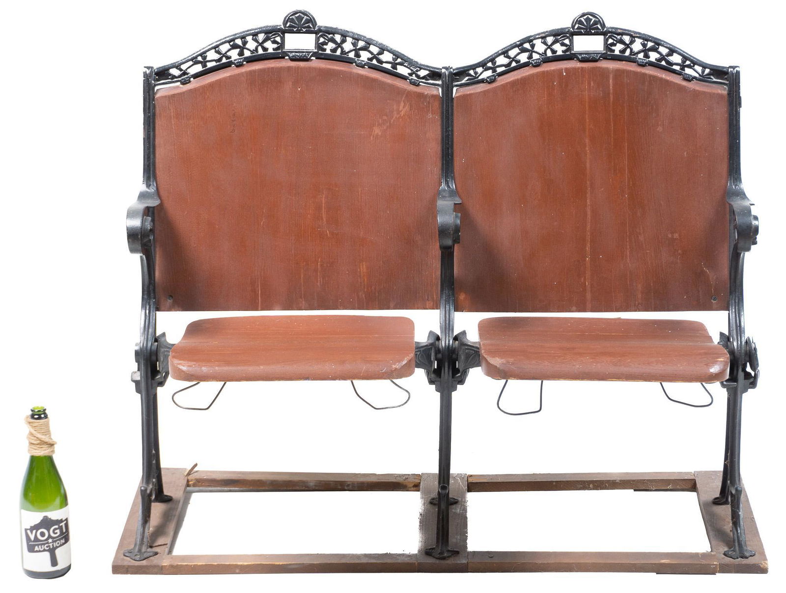 Art Nouveau Theater Seats (1 of 4)