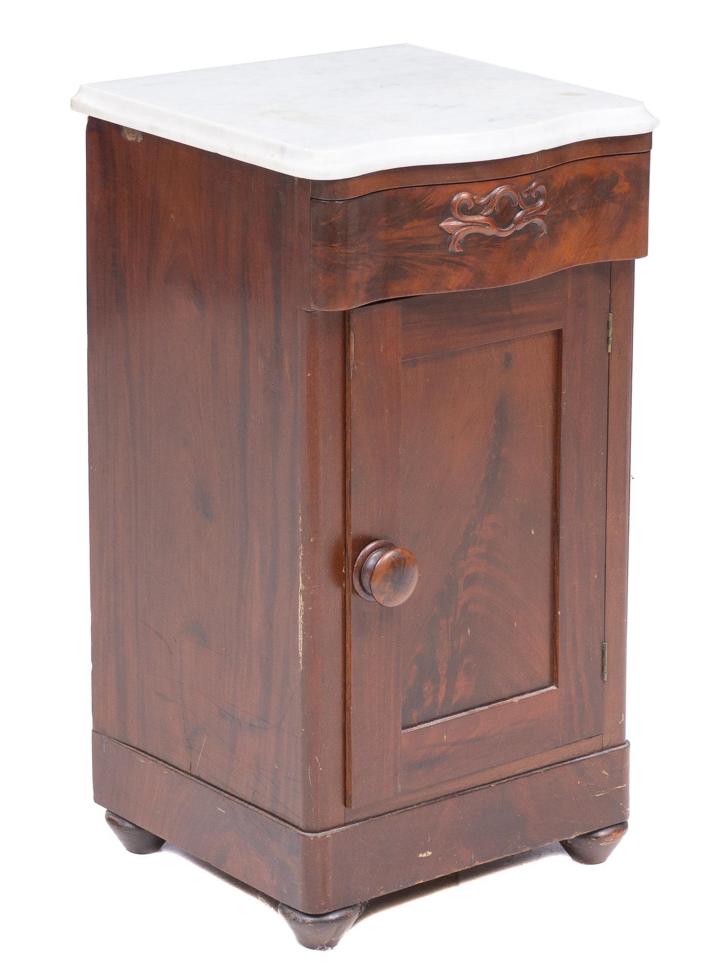 Am. Victorian (Boston, MASS) Marble Top Night Stand: American Victorian (Boston, Massachusets) night stand, having white marble top over single drawer and single door 29.5"h x 16"d Provenance: An Olmos Park, Texas, collection We happily provide seamless