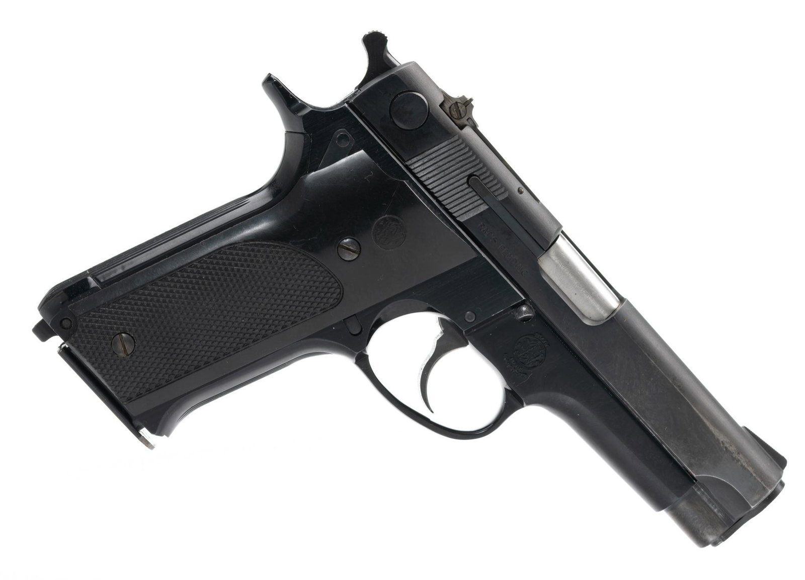 Smith & Wesson Model 59 9mm Semi-Auto Pistol: Serial: A549478 Manufacturer: Smith & Wesson (c.1978-79) Model: 59 Caliber: 9mm Barrel length: 4" Condition: Good; plastic grips have handling marks; barrel & front sight have handling marks & some bl