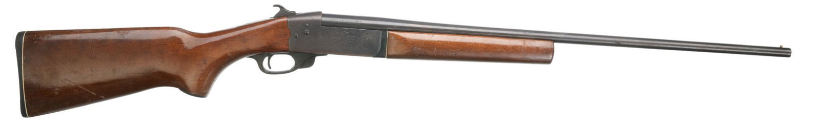 CBC Model SB42Y .410 Single Shot Shotgun: Serial: C1278096 Manufacturer: CBC, Brazil Model: SB 42Y Caliber: .410 bore Barrel length: 25" Condition: Fair; wood stock has fair amount of handling marks; barrel and frame have rust and patina; bor
