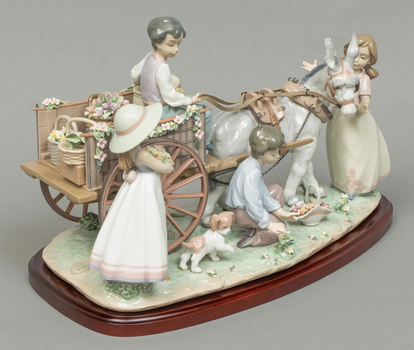 Lladro Enchanted Outing Porcelain Multi Figure Statue (1 of 10)