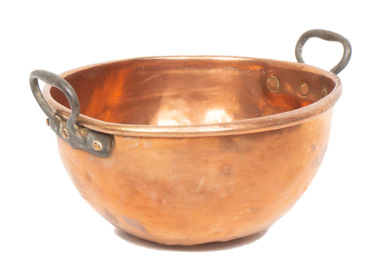 Farmhouse Copper Cooking Pot: Farmhouse copper cooking pot with iron handles 9"h x 17.5"d Provenance: A San Antonio, Texas collection We happily provide seamless shipping services on everything we sell. Please email us at shipping