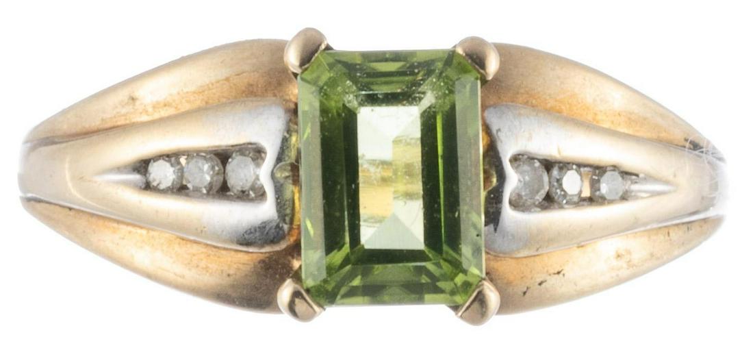 Vintage Peridot Diamond 14k Gold Ring (1 of 4)