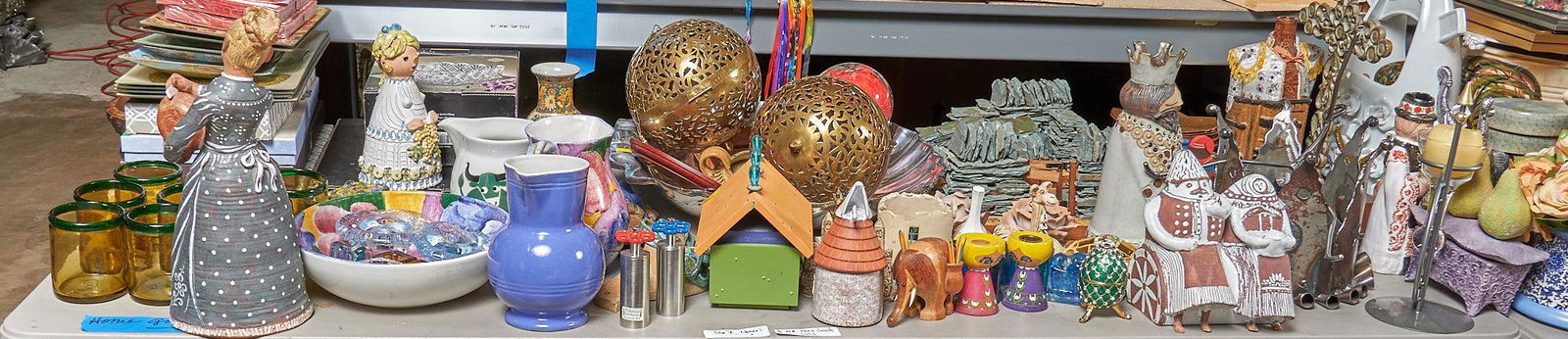 Collection of Vintage Decor (1 of 4)