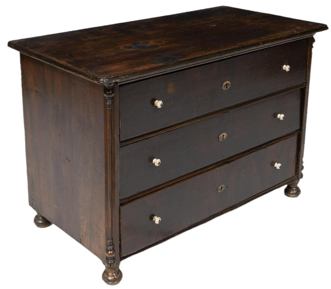 Farmhouse Chest of Drawers (1 of 3)