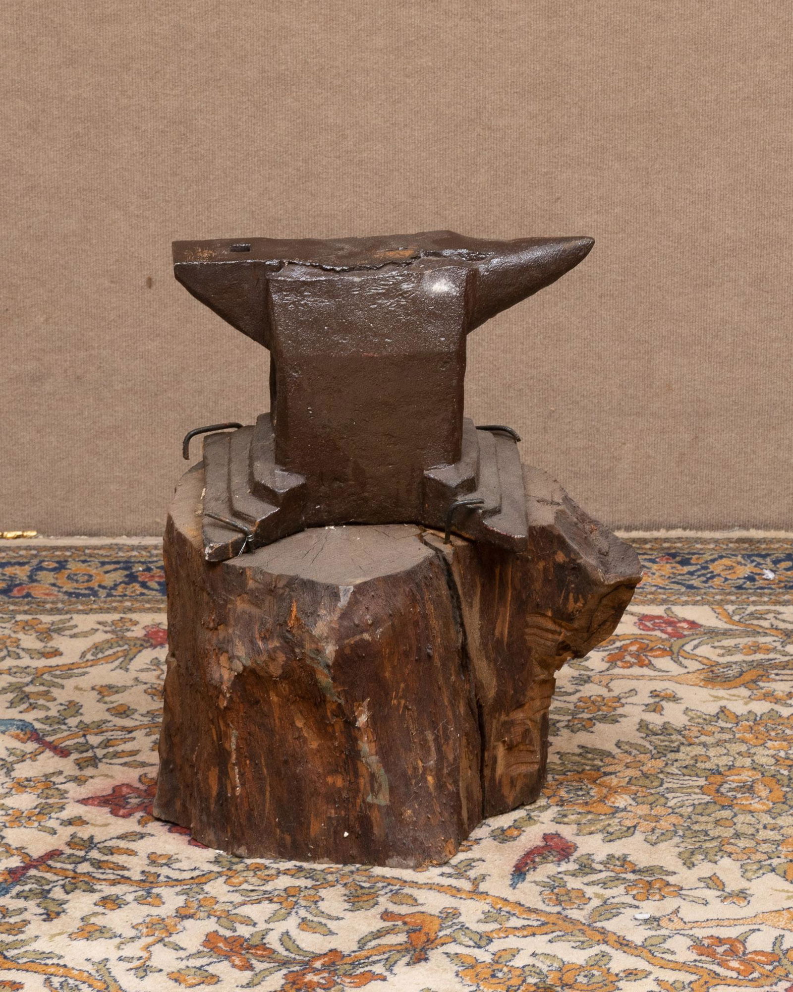 Primitive Blacksmith Anvil, Approx. 160 Pounds (1 of 3)