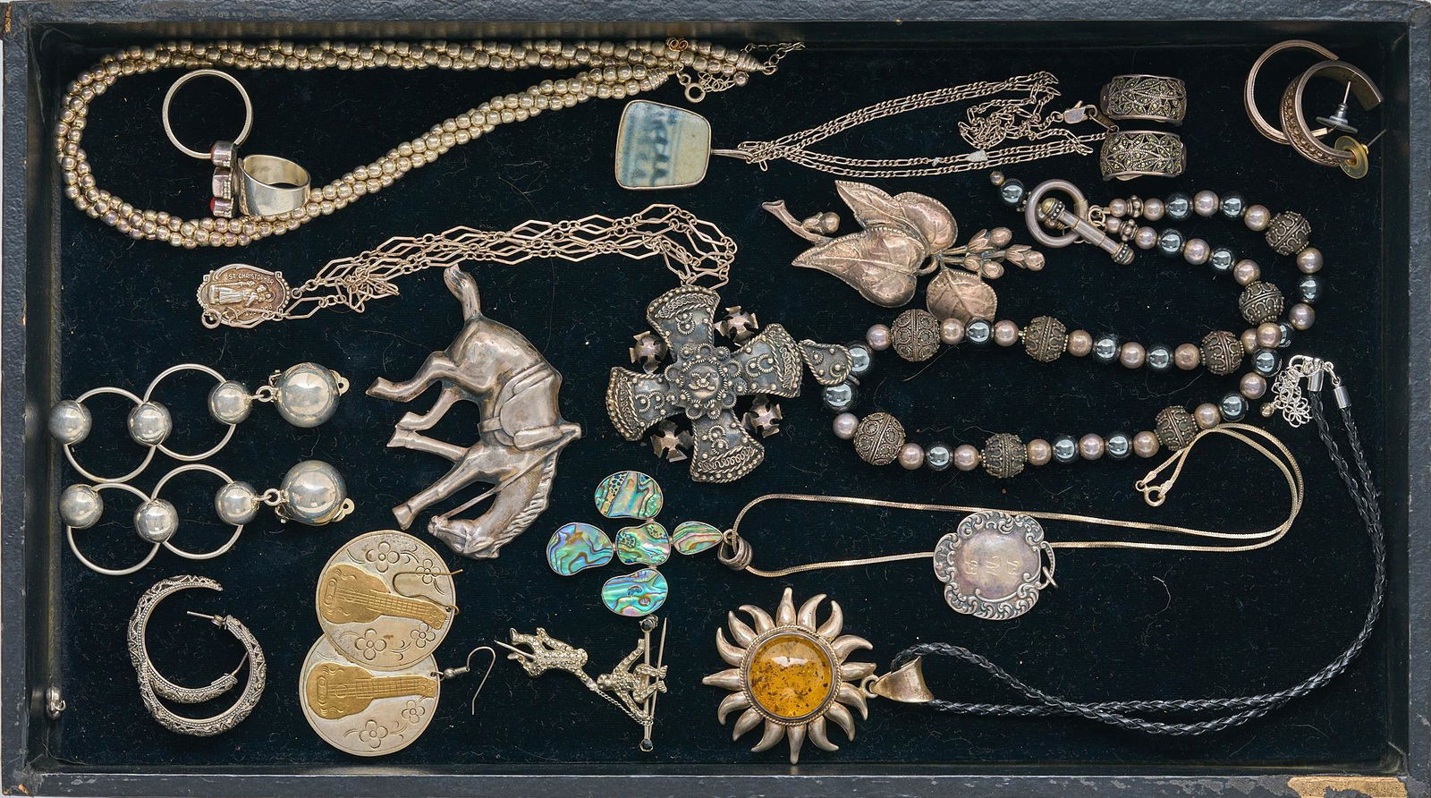 Collection Vintage Sterling Silver Jewelry (1 of 2)