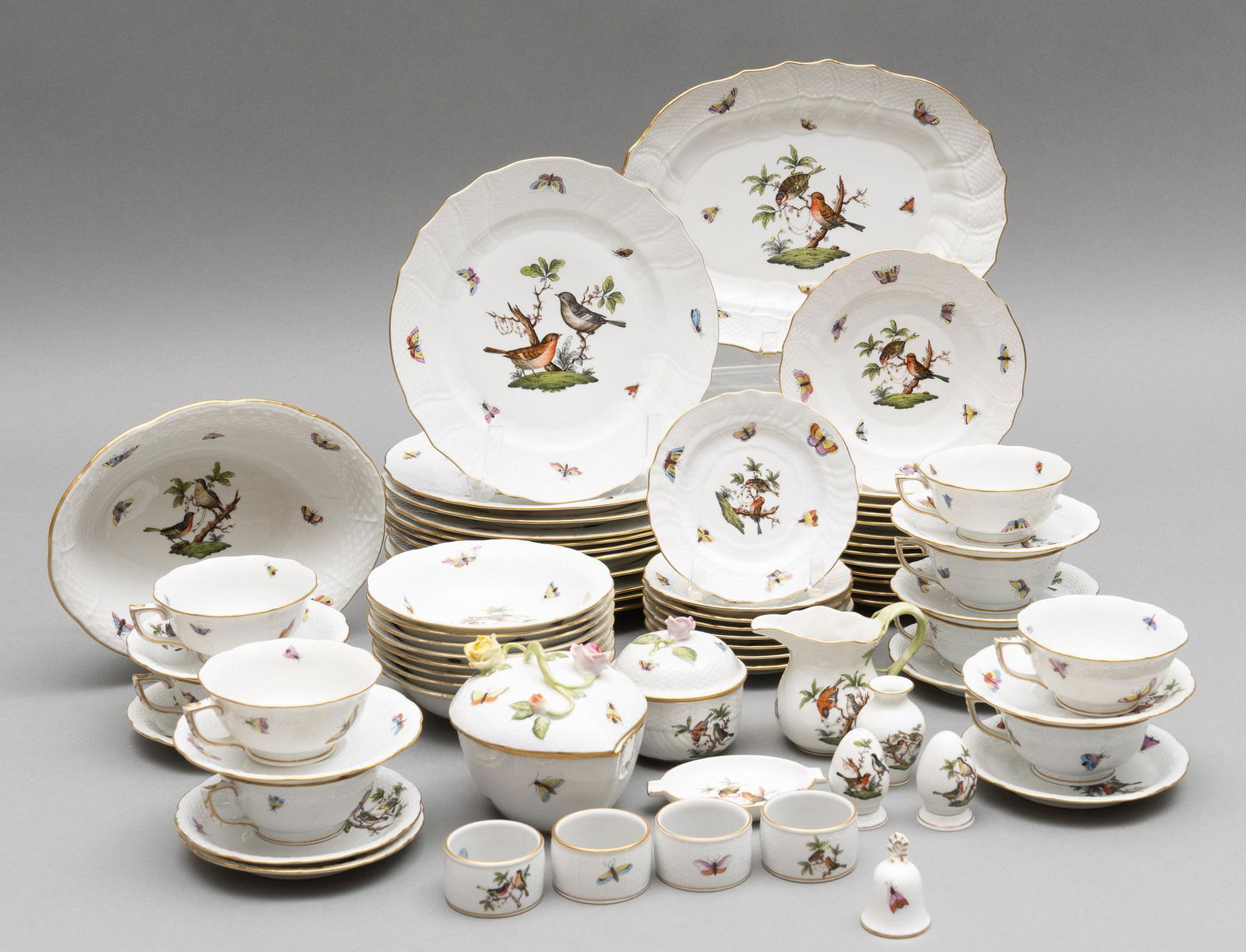 'Rothschild' Herend Porcelain Dinnerware Service for 8 (1 of 5)