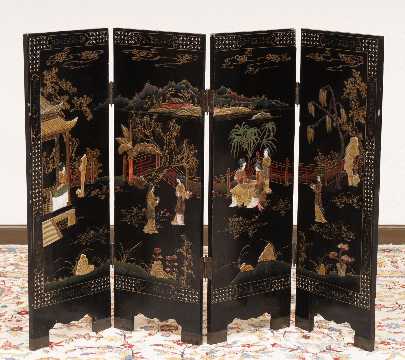 Small Japanese Lacquered Folding Screen (1 of 6)