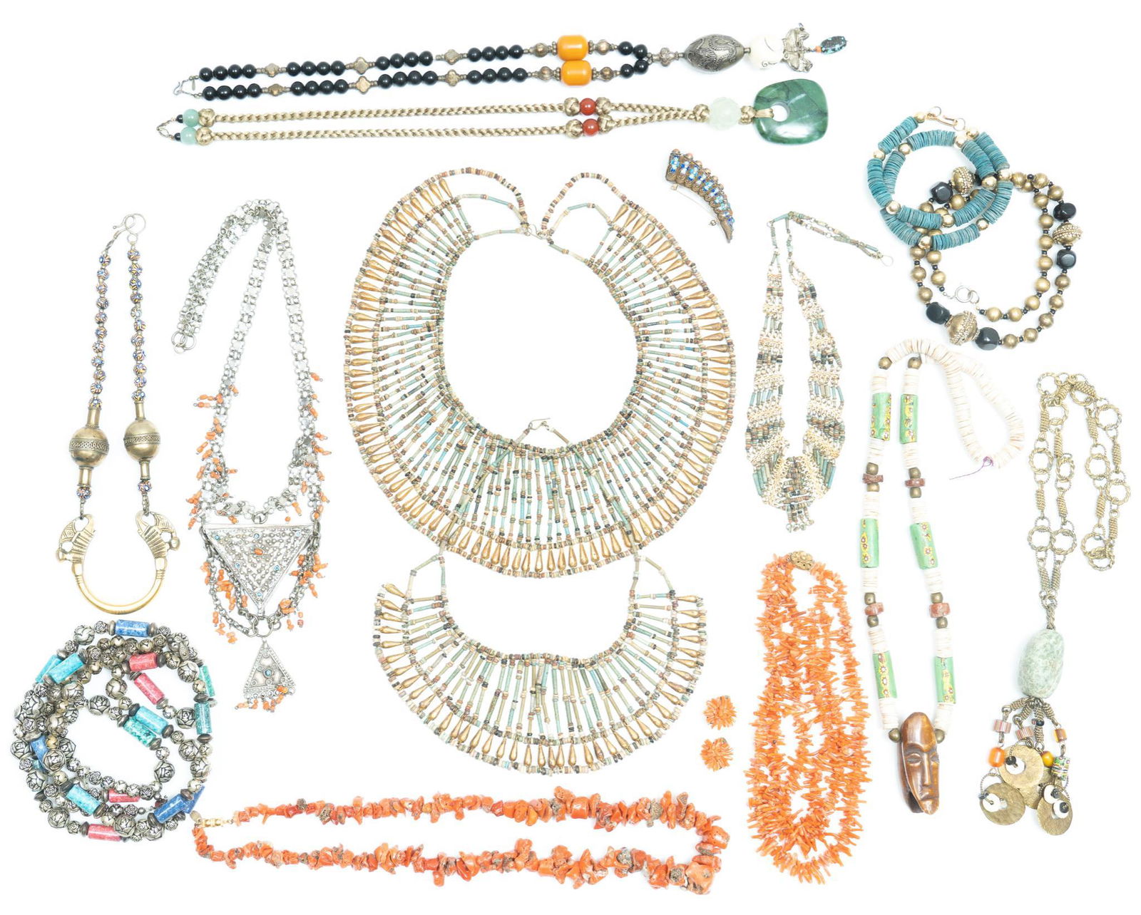 Collection Vintage Ethnographic Jewelry (1 of 7)