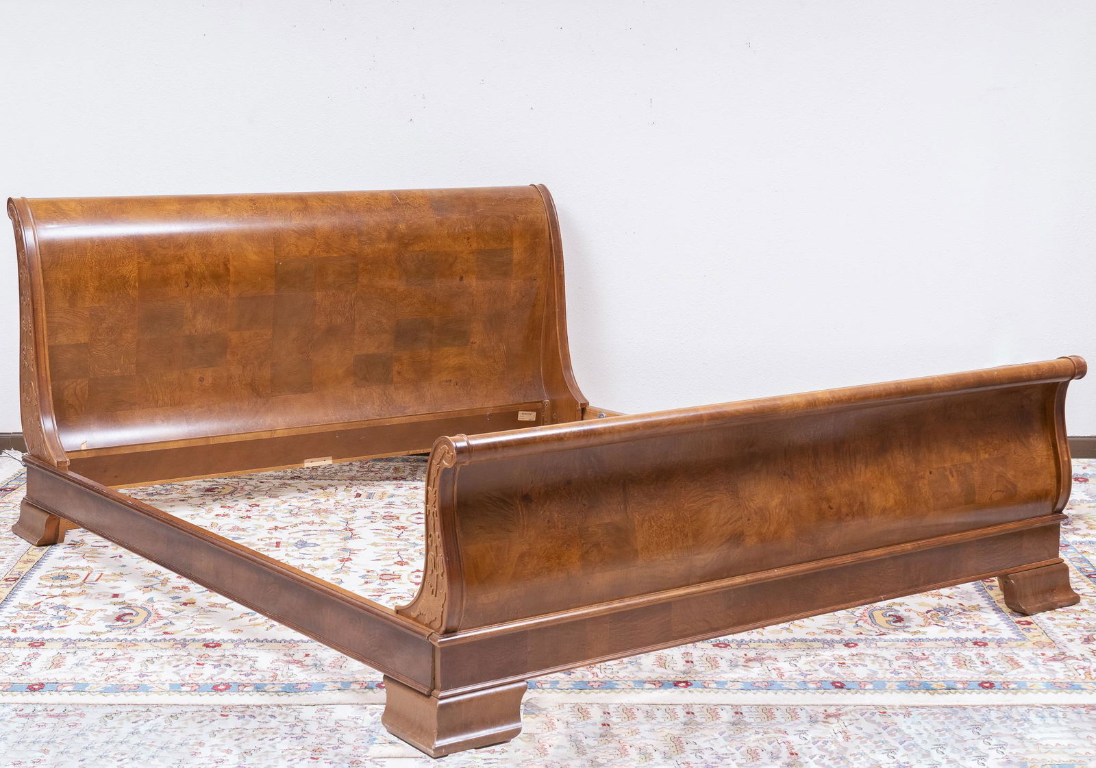 Vintage Sleigh Bed (1 of 5)