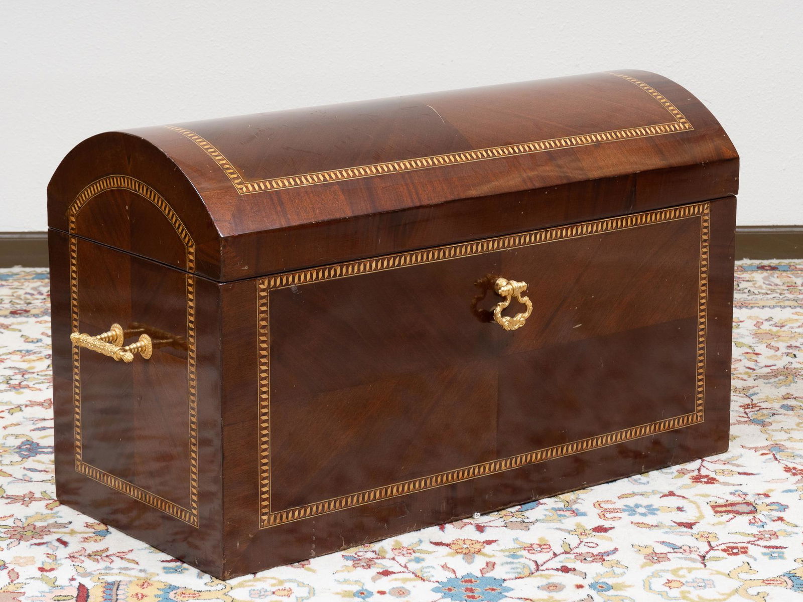 Italian Style Dome Top Trunk (1 of 6)