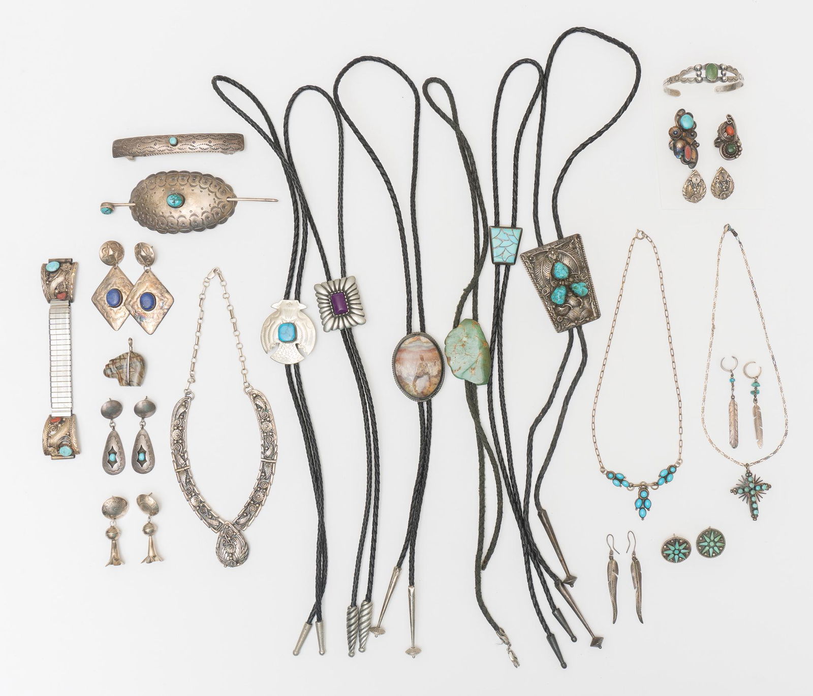 Collection of Vintage Native American Jewelry (1 of 4)