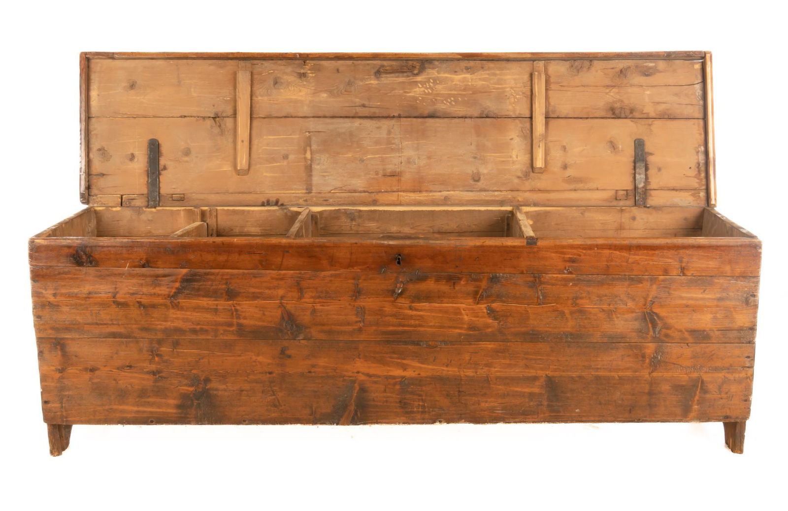 Large Farmhouse Chest (1 of 6)