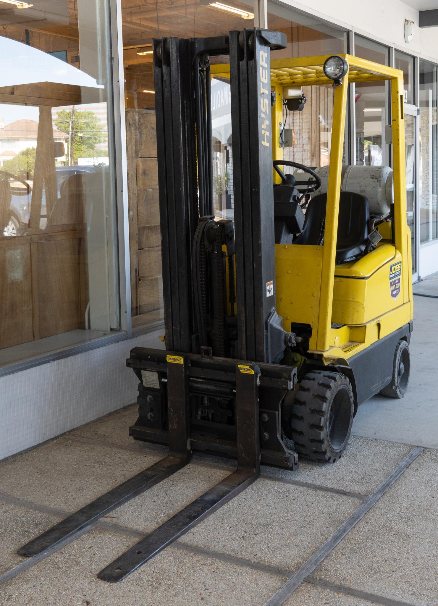 Hyster Propane Powered Forklift (1 of 20)